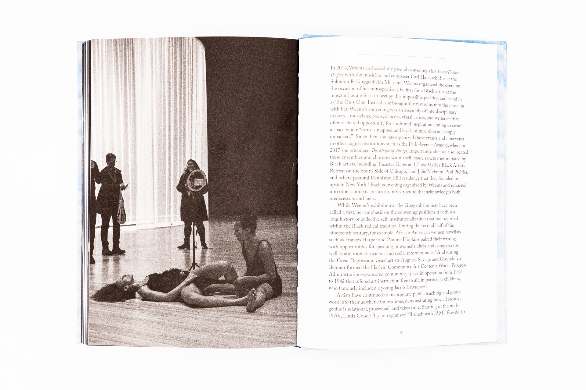 Carrie Mae Weems : The Shape of Things